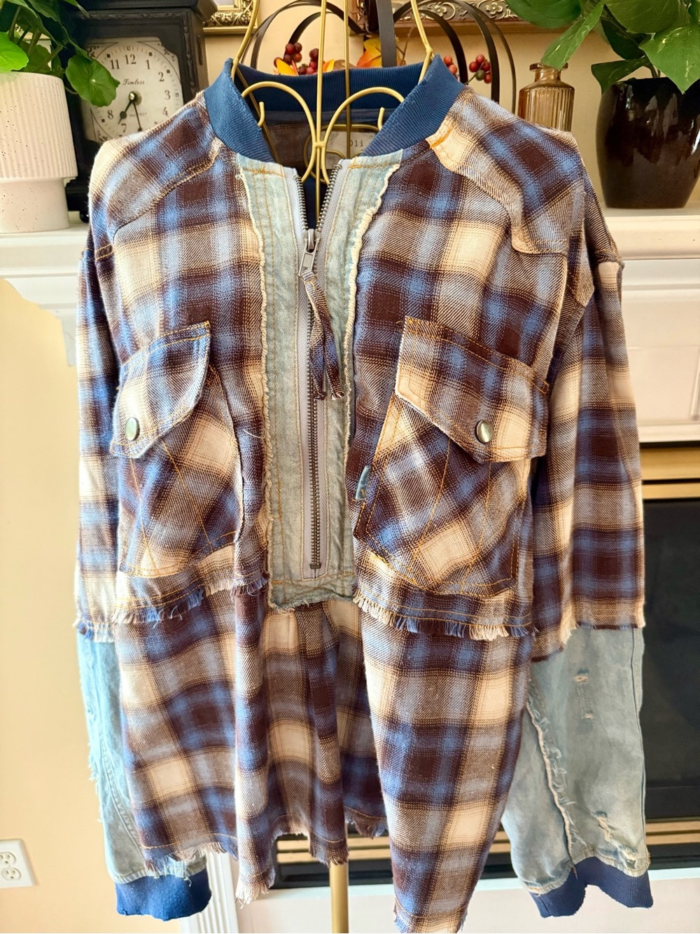 Oli & Hali size Large Plaid Utility denim and flannel top Blue/Brown shacket top - Picture 3 of 9
